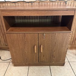 Old TV Stand/table/cabinet