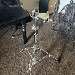 Tom /accessory Stand