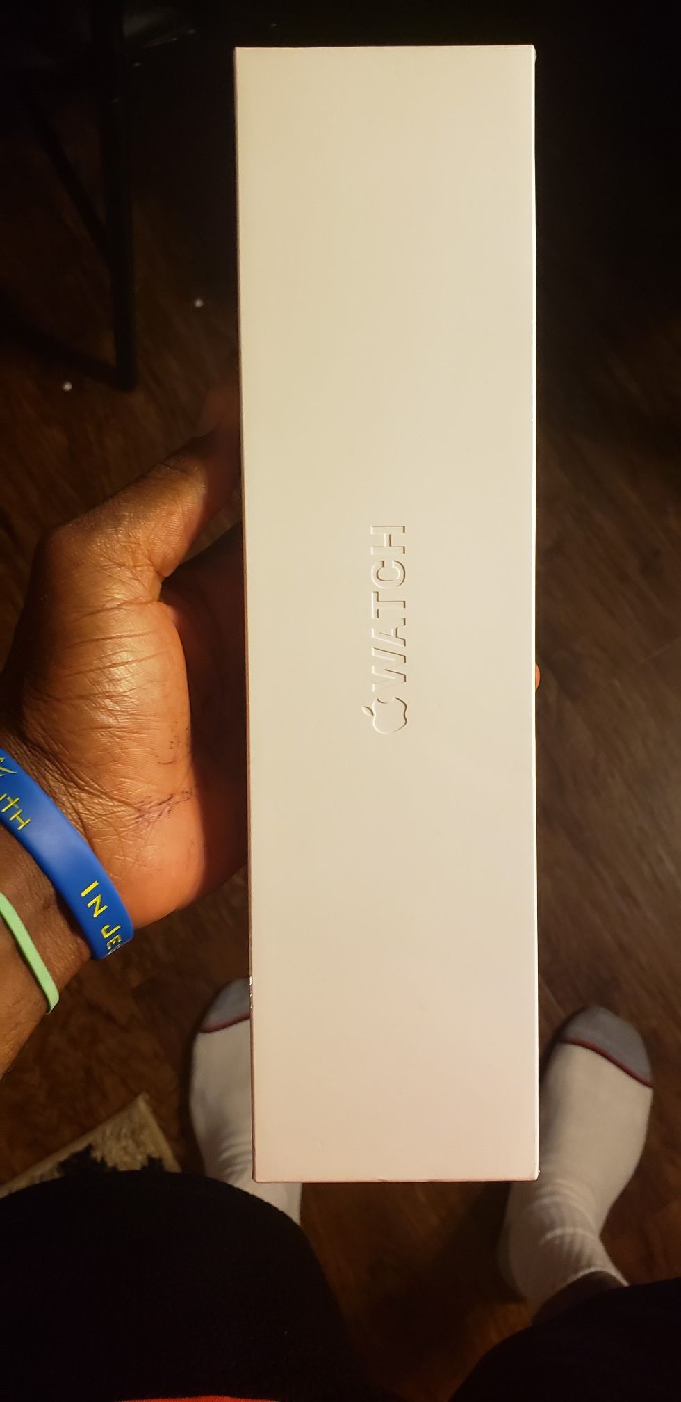 APPLE WATCH SERIES 5 44MM GPP+CELLULAR FACTORY UNLOCKED SPACE GRAY BRAND NEW SEALED IN BOX MY PRICE IS FIRM THANK YOU.