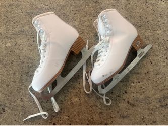 Riedell Horizon Ice Skates white size 6