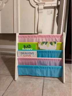 Girls book shelf