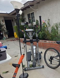 Elliptical Trainer Machine
