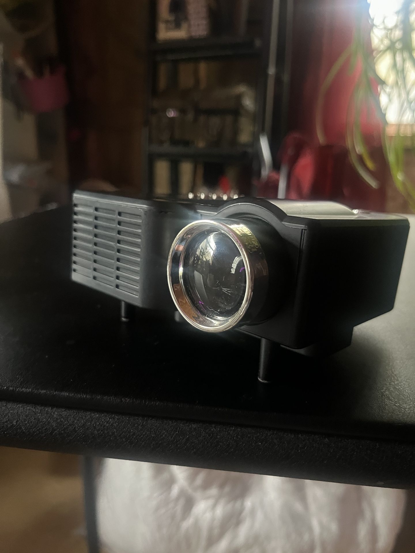 HD LED Projector Mini Home Theater Cinema HDMI USB VGA AV SD Card Beamer Systems Media Player