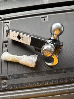 4 in 1 Hitch With Lock