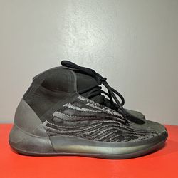 Size 9 - Adidas Yeezy Quantum Onyx