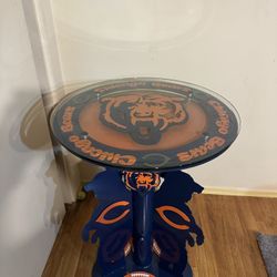 CUSTOM METAL CHICAGO BEARS TABLE