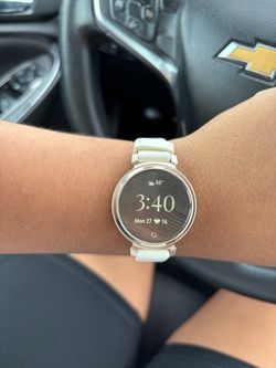 Garmin Lily 2 Smartwatch