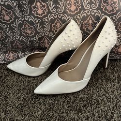 Studded white patten leather heels Size 8