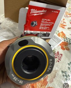 Milwaukee M18 Fuel Adjustable Bushing 0.7–1 Inch Milwaukee wire/cable stripper