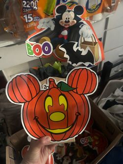 Halloween centerpieces bday