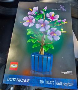 LEGO Botanicals Hibiscus Flower