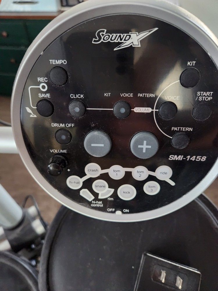 Electronic Drum Set