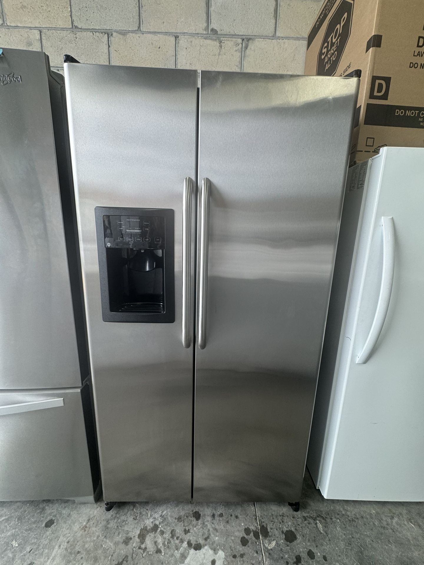 Refrigerator