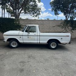 1973 Ford F100 Short Bed 