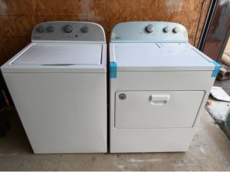 Whirlpool Electric Washer And Dryer Set