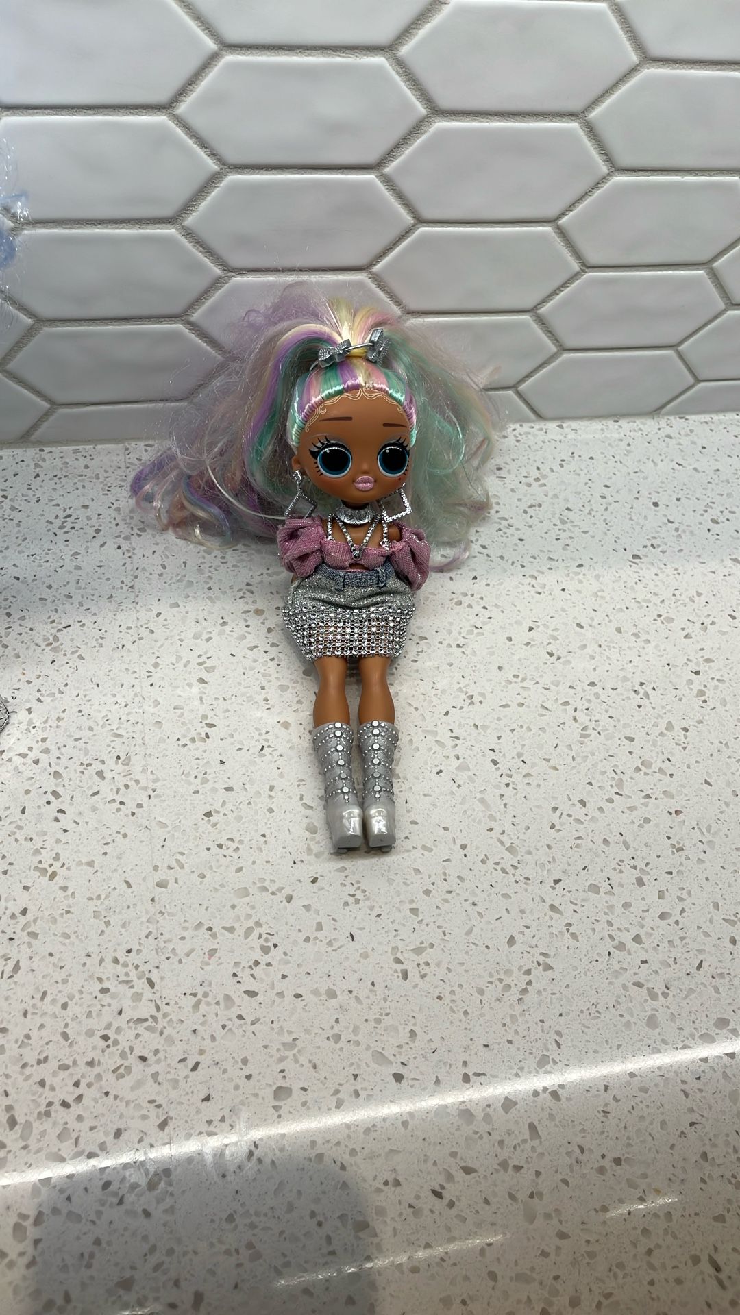 LOL Surprise OMG Fashion Style Edition Twist Queen Fashion Doll