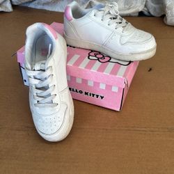 Used Girls Hello Kitty Shoes