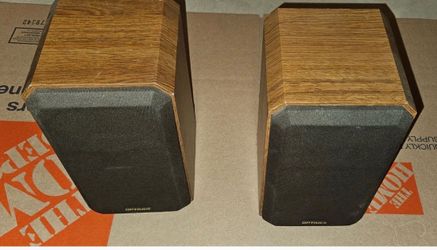 Vintage Optimus STS-50 Bookshelf Speakers