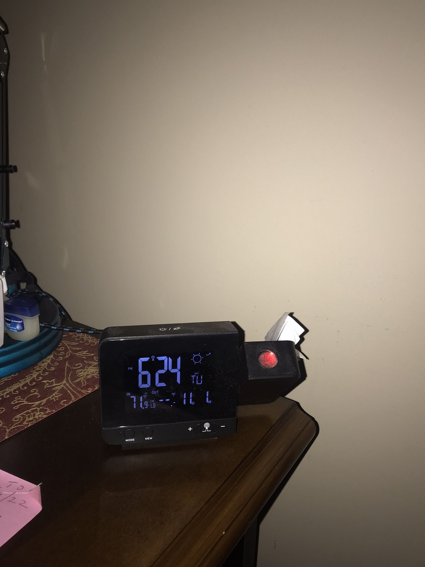 Hammacher Schlemmer Ceiling Projection Alarm Clock With Temperature Reading