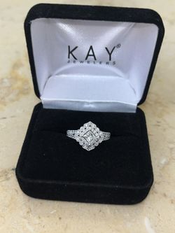 Kay Jewelers Engagement Ring 1 Carat Diamonds 14K White Gold Size 7 Brand New 