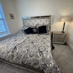 7-Piece Farrah Cal King Bedroom Set By Pulaski Furniture 