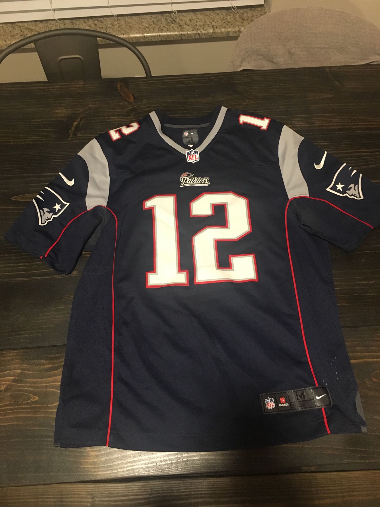 Medium New England Patriots jersey