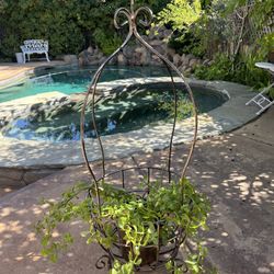 Metal Hanging Basket 