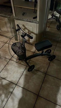 Knee Scooter