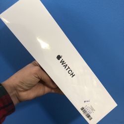 SE silver aluminum white sport band 44mm cellular