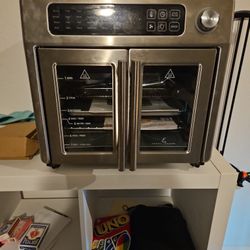 Emeril Air Fryer with accessories