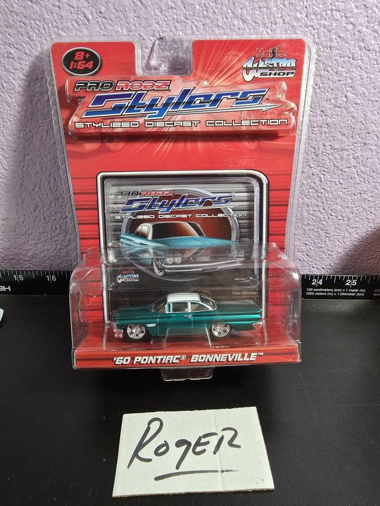 Diecast Collection 1960 Pontiac Bonneville 1:64 New in Package Pro Rodz Stylers Collection Hot Wheel