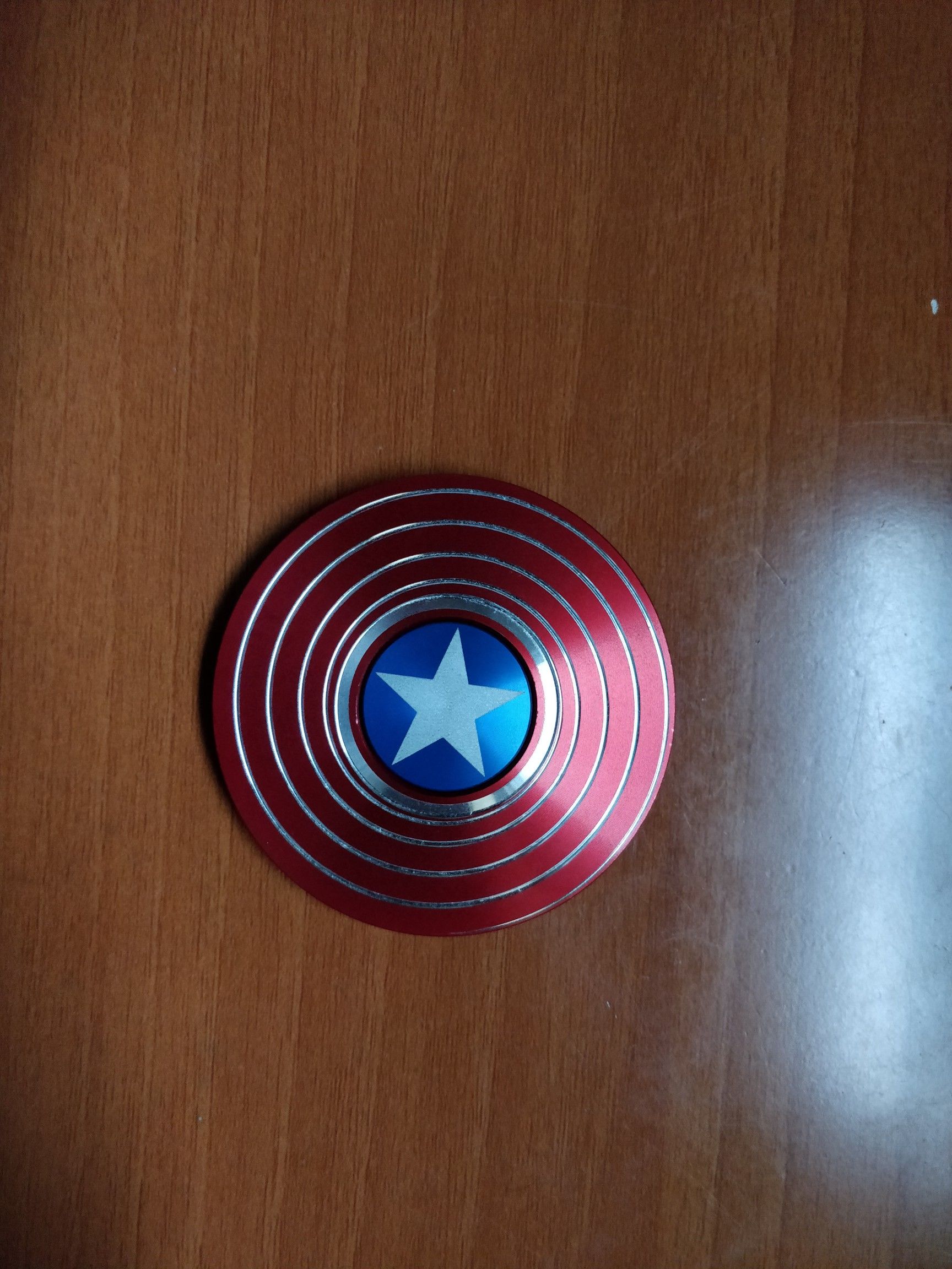 Metal Captain America figet spinner