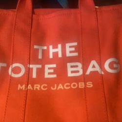 The Tote Bag 