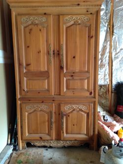 Solid oak Armoire