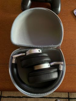 BOHM over ear wireless headphones. Noise cancelling. Perfect. $110 new.