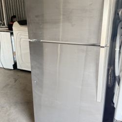 Whirlpool Refrigerator 18 cu.ft stainless steel