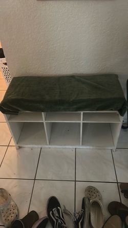 Shoe/storage bench