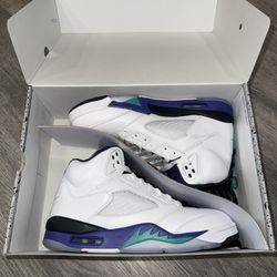 Jordan 5 Grape Sz 9.5