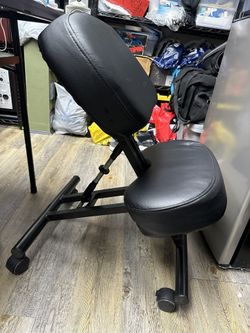 Adjustable Knee Chair