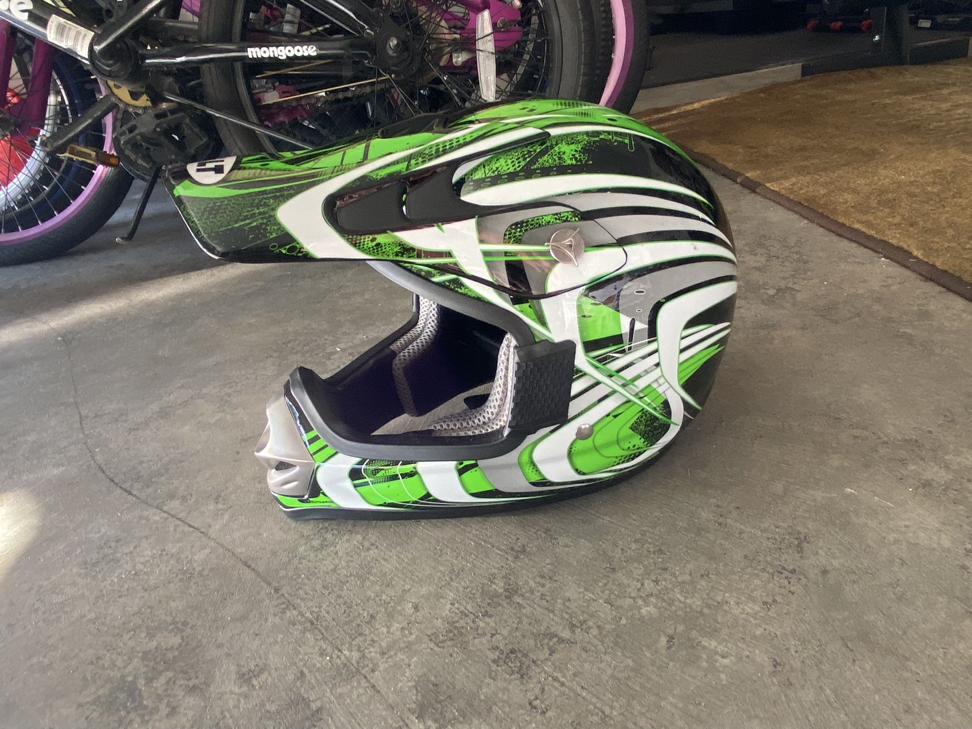 Bilt Snowmobile/Dirtbike Helmet