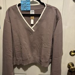NWT Victoria’s Secret ‘Pink’ Cropped Fleece Pullover Sweatshirt Taupe/Cream     Sz.2X $16