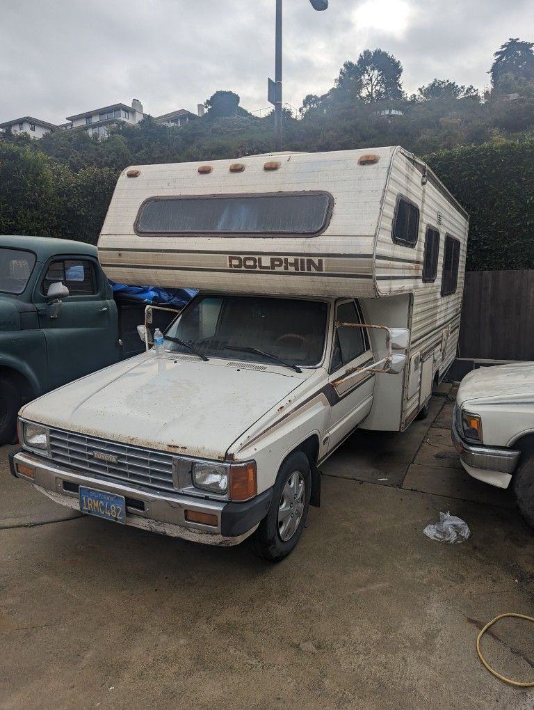 1986 Toyota Dolphin for Sale in San Diego, CA - OfferUp