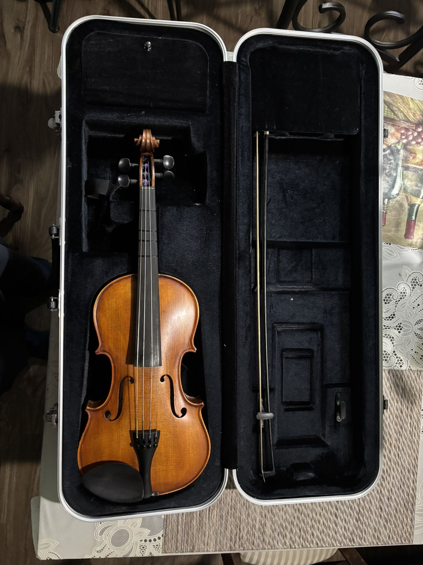 VIOLIN SR51E4