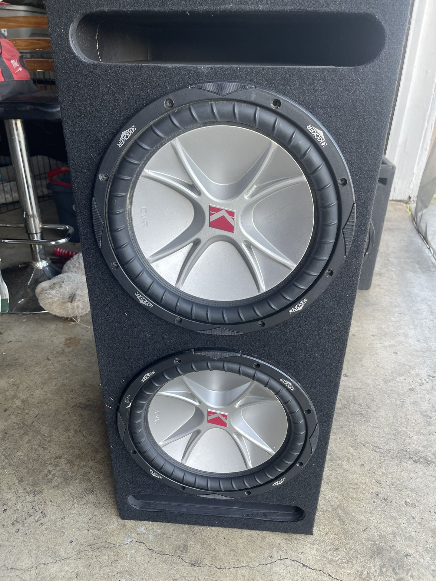 Kicker Speakers 12 Inch In A Speaker Box