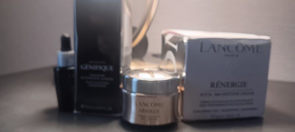 Bundle Sale,everything Must GO!Lancome Moisturizer,repair serum ,travel bonus.