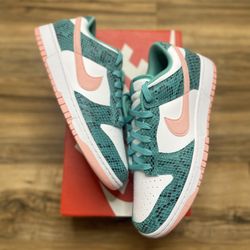 Nike Dunk Low “Bleached Coral”