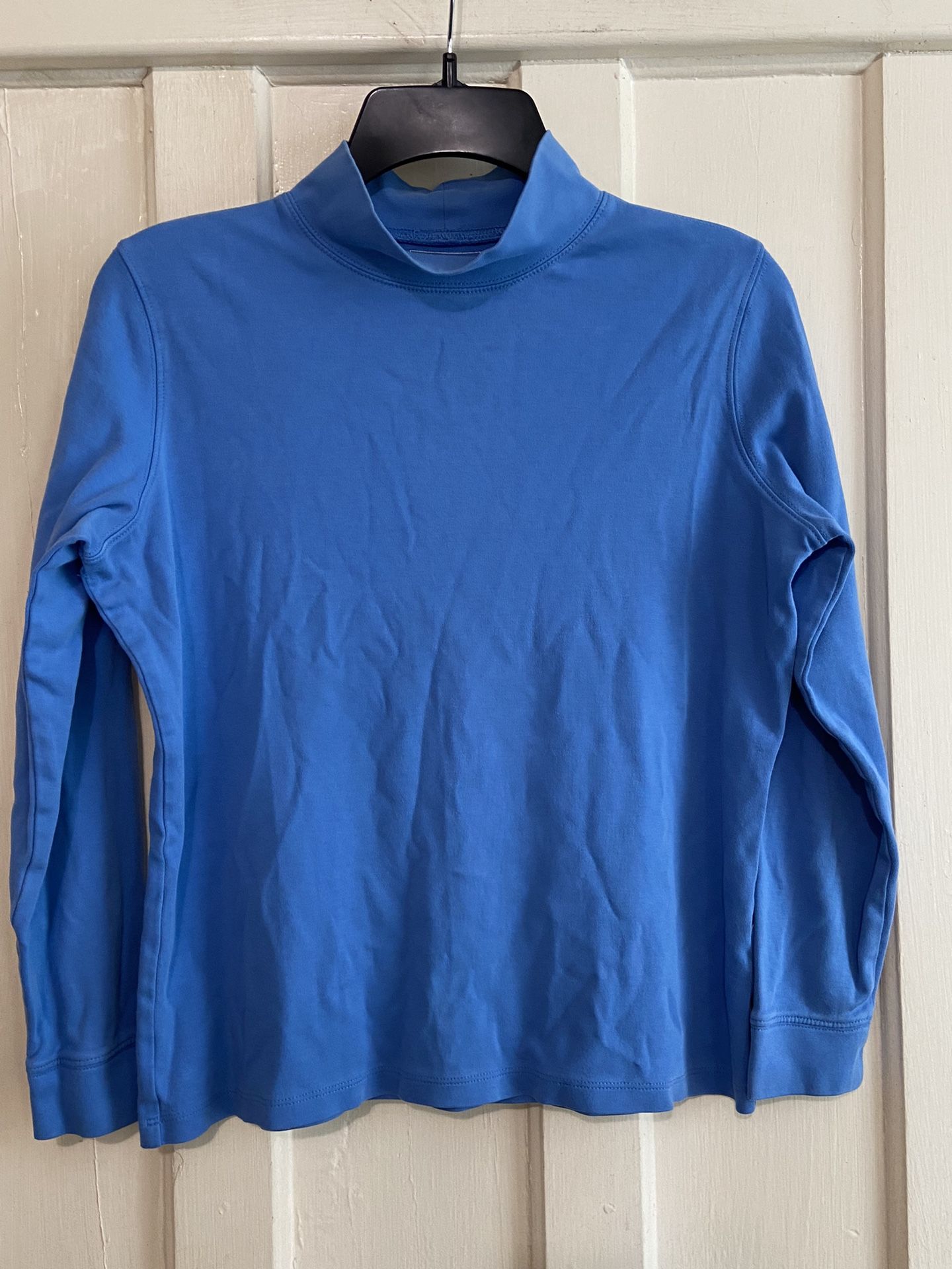 L.L.Bean women’s mock neck shirt Small