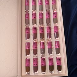 The Vault Liquid Lipstick 