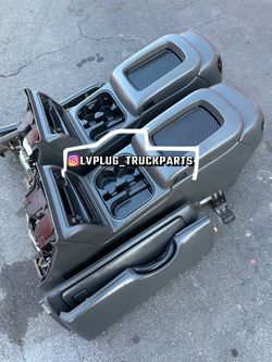 99-06 Center Console 