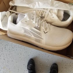 Altra Men's Shoes 